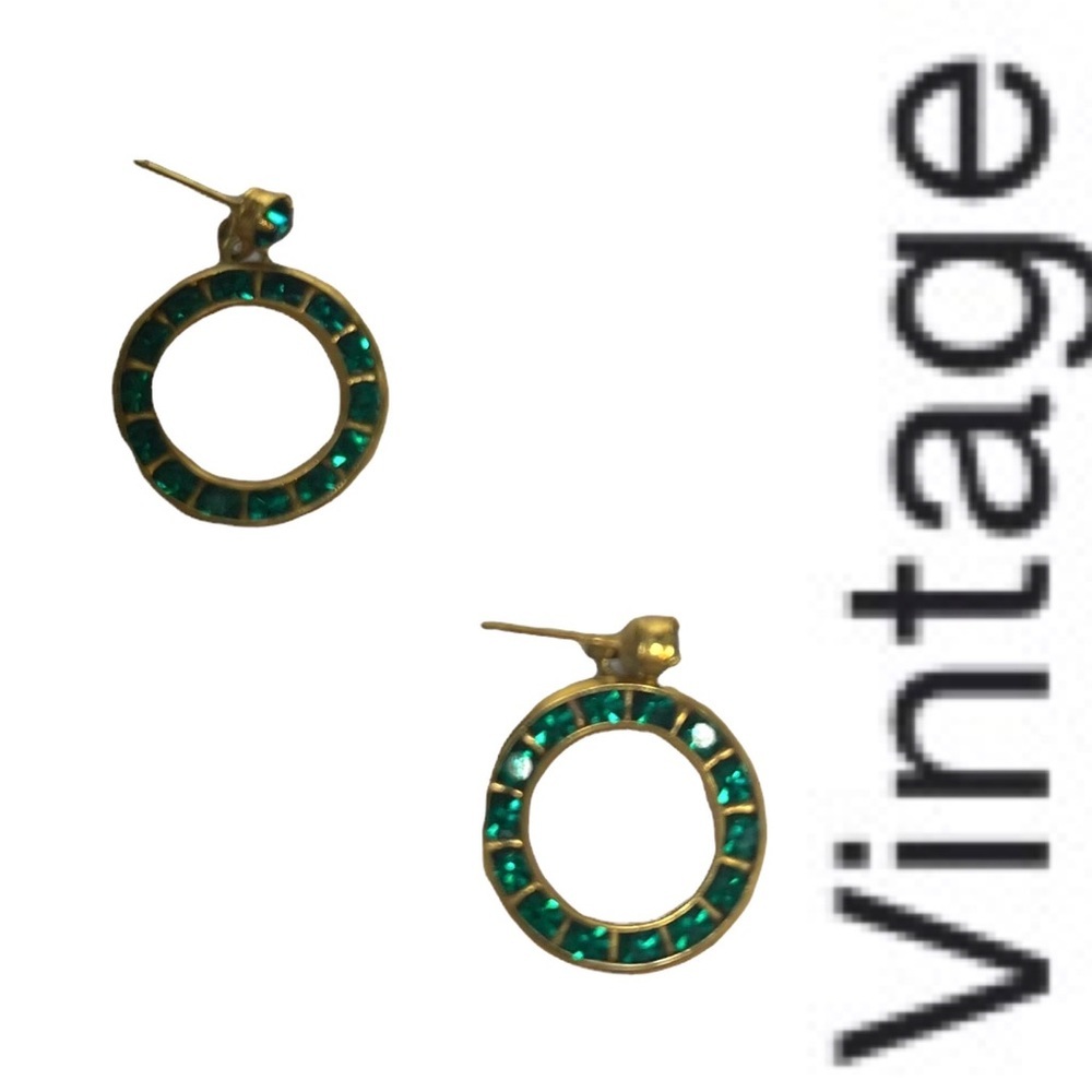 Vintage Faux Emerald Drop Hoop Gold Tone Earrings - Picture 3 of 9